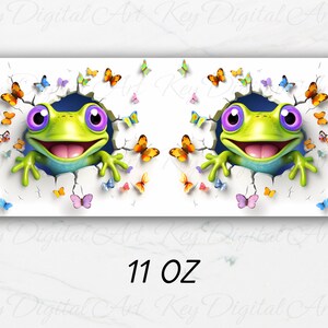 K&ouml;nnte beinhalten: Ein gr&uuml;ner Frosch mit lila Augen schaut aus einem Loch in einer wei&szlig;en Wand. Der Frosch l&auml;chelt und hat seine Zunge herausgestreckt. Um den Frosch herum fliegen bunte Schmetterlinge. Der Text "11 OZ" ist unter dem Bild gedruckt.