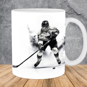 Modello di tazza da giocatore di hockey in bianco e nero da 11 once e 15 once, modello di tazza da sublimazione con design a sublimazione PNG Download digitale istantaneo
