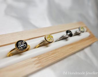 Handmade Dried Flower Ring: Stainless Steel, Resin Floral Jewelry