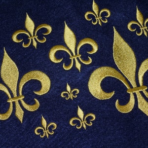 Fleur de Lys 16 archivos de bordado Lirio francés iris varios tamaños patrón de guirnalda dimensiones en cm