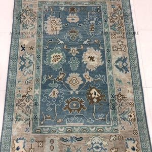 Hand Knotted Oushak Rug: Modern Turkish Wool Hall Rug
