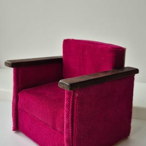 Miniature Armchair 1:6 Scale – Fits Blythe, Barbie, and Similar Dolls – Handmade Doll Furniture