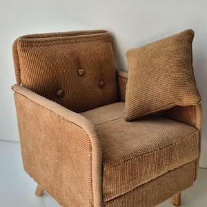 Miniature Armchair 1:6 Scale – Fits Blythe, Barbie, and Similar Dolls – Handmade Doll Furniture