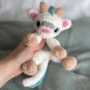 Hakito el Dragón de Crochet – peluche hecho a mano - amigurumi suave – regalo fan