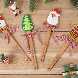 Krumbs Kitchen Christmas Spatula Cookie Cutter Set - Ho Ho Ho