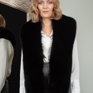 Genuine Royal  Black Saga Fox Fur Collar With Hole