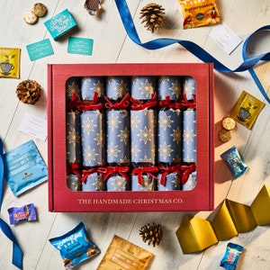Lot de six craquelins de Noël faits main, contenu au choix, jeux de famille, bonbons, chocolat, thé et café - Motif nuit étoilée