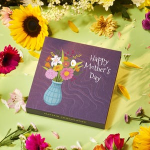 Mother&#39;s Day Blooms - Tartufi di cioccolato fatti a mano personalizzati - Confezione regalo di lusso