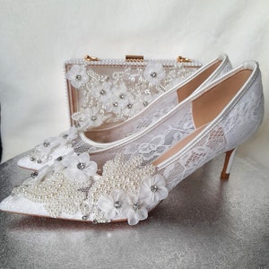 Off-white Lace Pointed Bridal Wedding Shoes With Pearl Embellishment And Low Heel