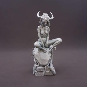 Sorana the Eldritch | Sztuka VXLabs | Model wystawowy | 1/12 | 1/9 | 1/6 figurki | 12 tys.