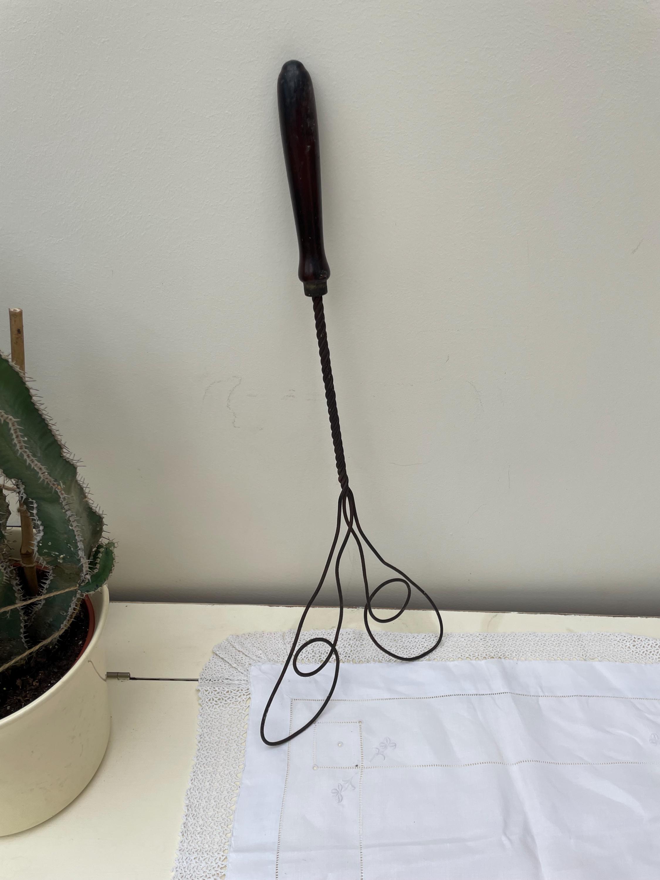 Primitive Rug Beaters A Rare Victorian Primitive / Farmhouse Twisted Wire Rug Beater - Etsy