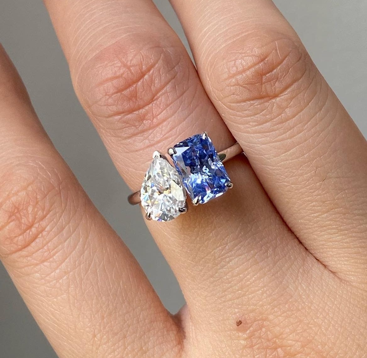 tantan リング ハヴェ 2つ Tanzanite & Diamond Two Stone Ring: Sterling Silver Anniversary