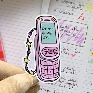 Sticker "Don't Give Up" – Téléphone Y2K violet
