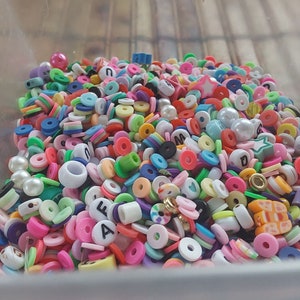 Bead confetti