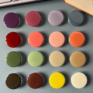 MAGNETIC OPTIONS Circle Shape Color Phone Grip Universal Smartphones Hold Stand|Gift Unique|Phone Stand Mount|Kindle Holder Colourful