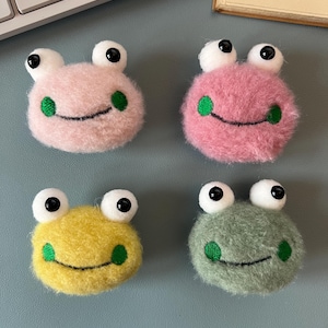 Flauschiger 3D Frosch Kröte Handy Griff Smartphones Sicherer Halt Stand|Geschenk Unikat|Standhalterung|Kindle Halter Bunt Süße Neuheit Griptok
