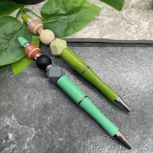2 PC Handmade Silicone Bead & Rhinestone Black Ink Pen Set New Football Rugby A37781