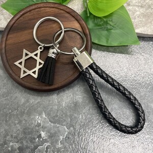 Handmade 5&quot; Leather Wristlet Keychain & David Pentagram Charm New A3018