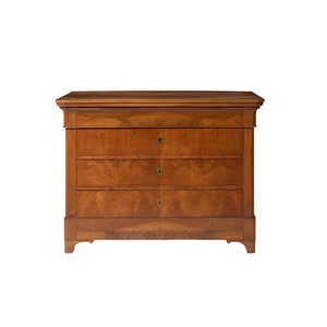 Restauration Walnut Commode