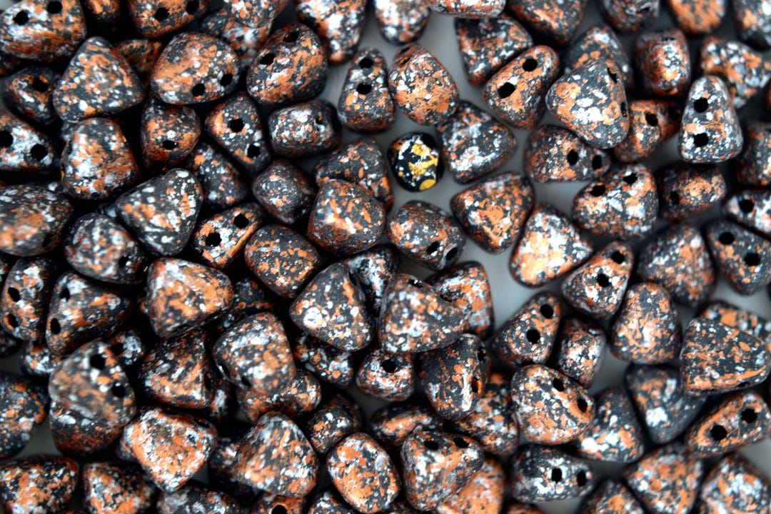 10g Matubo Nib-bit Czech Beads 5x6mm Tweedy Copper Unique Bead Shape ...