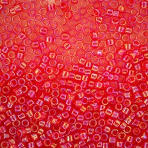 2,5-Zoll-Tube Toho 11/0 Zylinder Schatz Japanische Rocailles 1,8 mm 165B Transparent Siam Ruby Regenbogen