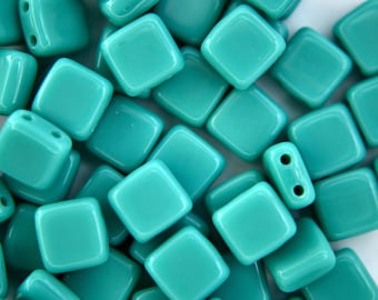 25 Stück Czechmates Fliesenperlen, opak, türkis, quadratisch, zweilochig, 6 x 6 mm, einzigartiges Perlenzubehör für die Schmuckherstellung, Tschechische Republik