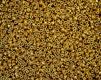 10g TOHO 15/0 Round Japanese Seed Beads 1.5mm PF557 PermaFinish Galvanized Starlight Seed Beads Jewelry Making High-quality Beading Japan
