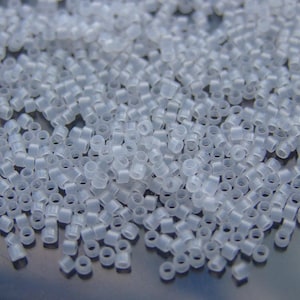 7g TOHO 11/0 Treasure Japanese Seed Beads 1141 Translucent Alabaster 1.5mm Seed Beads Jewelry Making High-quality Beading Japan