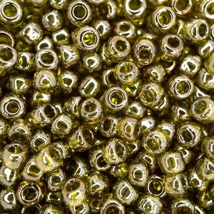10 g TOHO 3/0 ronde Japanse zaadkralen 5,5 mm 457 goudkleurige groene thee kralen voor het maken van sieraden. Hoogwaardige kralen.
