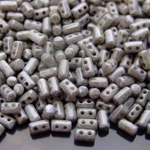10 g tschechische Rulla-Zwillingsperlen, Glanzgrau, 5 x 3 mm, Schmuckherstellung, zwei Löcher, Tschechien, hochwertiges Perlenzubehör