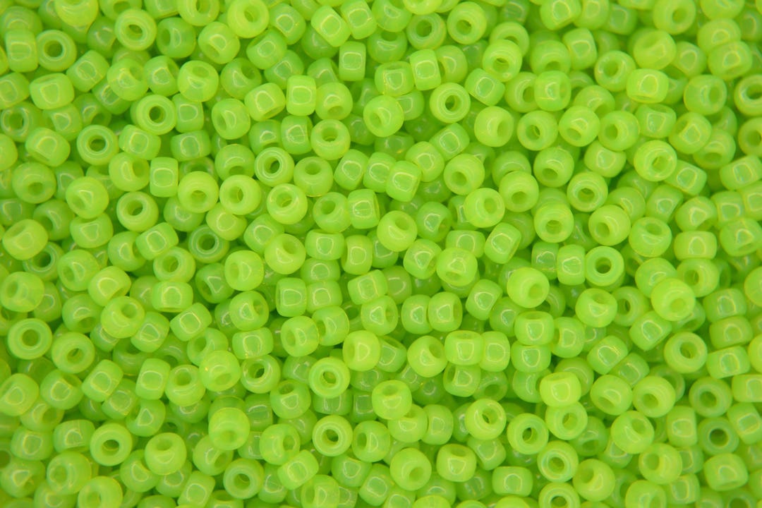 thumbnail image 2 of Matubo 8/0 Round Czech Seed Beads – 3mm, Neon Purple Lined – 10g – 80 Colors Available 2 of 5
