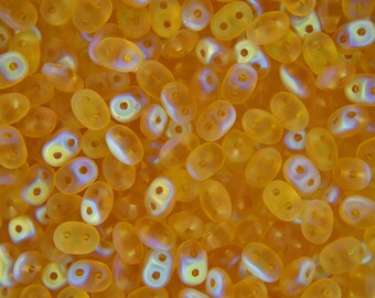 Cuentas checas Matubo SuperDuo de 10 g, 2,5 x 5 mm, topacio transparente AB mate, dos agujeros, alta calidad para la fabricación de joyas.