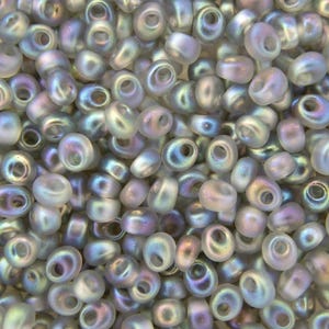 Cuentas de vidrio Miyuki Magatamas 92136F, 4 mm, 10 g, color gris transparente, AB, mate, japonesas, para bisutería.