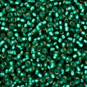 10g MIYUKI 11/0 Round Japanese Seed Beads 2mm 917F Matte Silver Lined Emerald Seed Beads Jewelry Making High-quality Beading