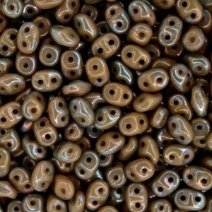Cuentas de semillas checas Matubo SuperDuo de 10 g, 2,5 x 5 mm, color beige opaco nebuloso, dos agujeros, alta calidad para hacer joyas, abalorios checos