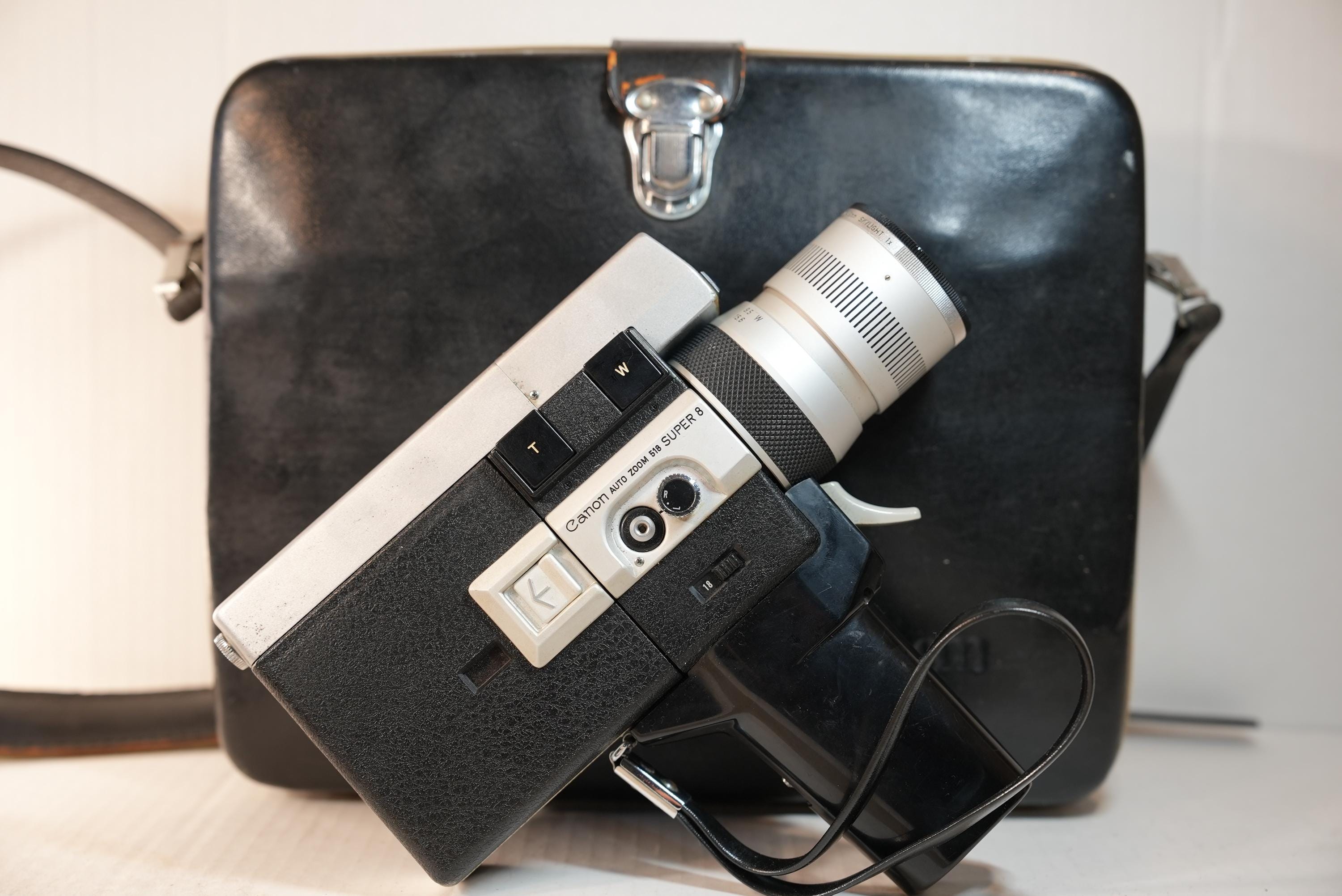 CAMÉRA SUPER 8 Canon Auto Zoom 518 SV - En boite avec notices EUR 94,95