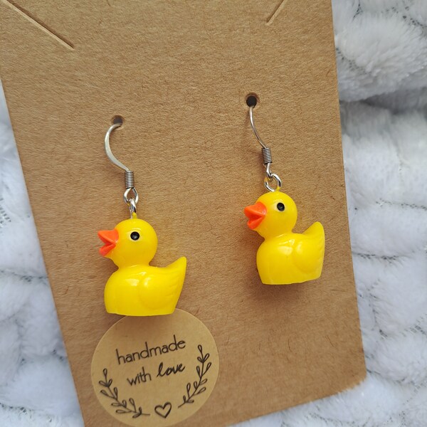 Badeend oorbellen, zomer oorbel, eendjes, oorbellen eend, earrings, ducks, duck, cute oorbel, gele oorbellen, oorbellen dieren, eend, gift