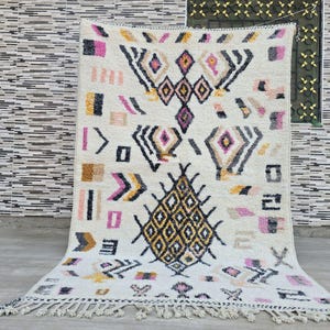 Luxurious Handwoven Wool Moroccan Rug -Soft Ivory Texture for Home Decor, Handmade Rug, White Ivory Rug, Moroccan Carpet, Beni Ourain Rug