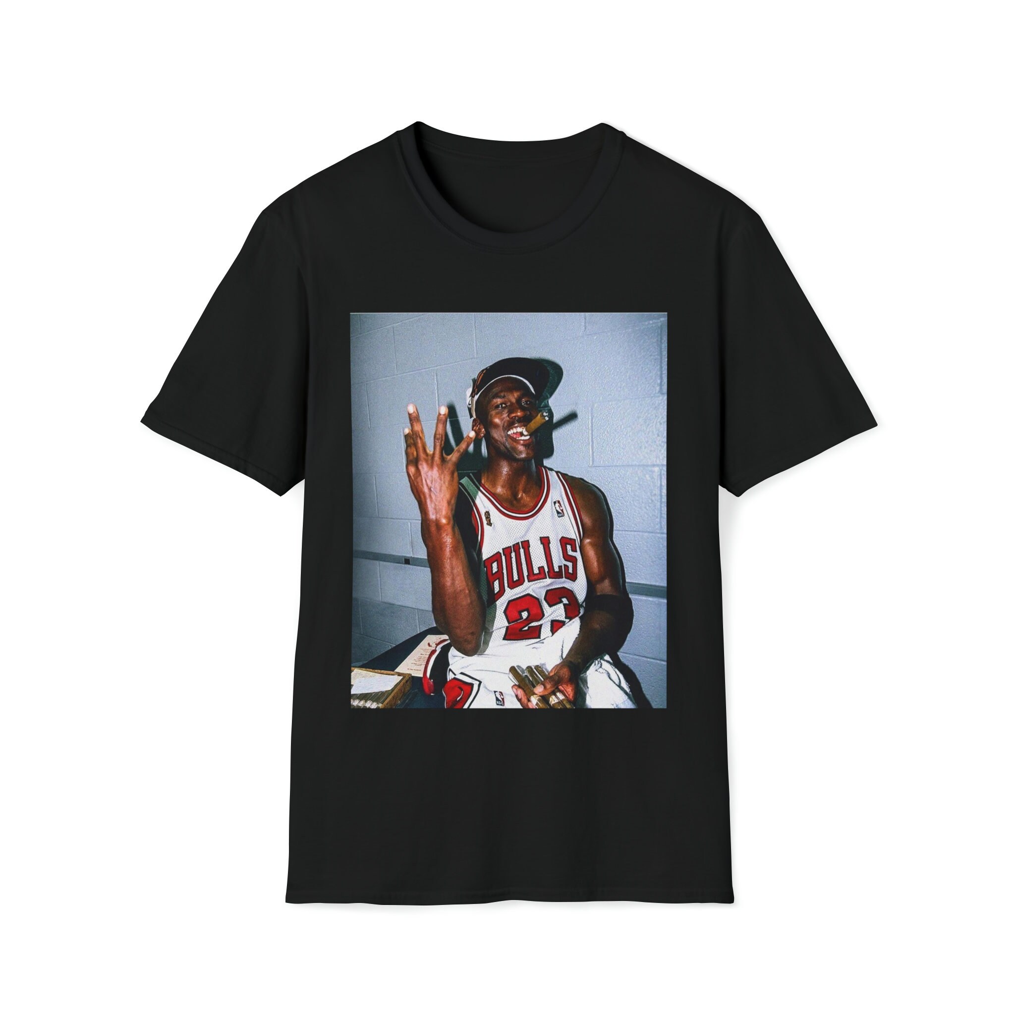 Michael Jordan Graphic Tee Shirt Sweatshirt Hoodie Chicago Bulls Basketball  Shirts Michael Jordan Vintage Shirt Michael B Jordan 2023 Nba T Shirt With  Signature NEW - Laughinks