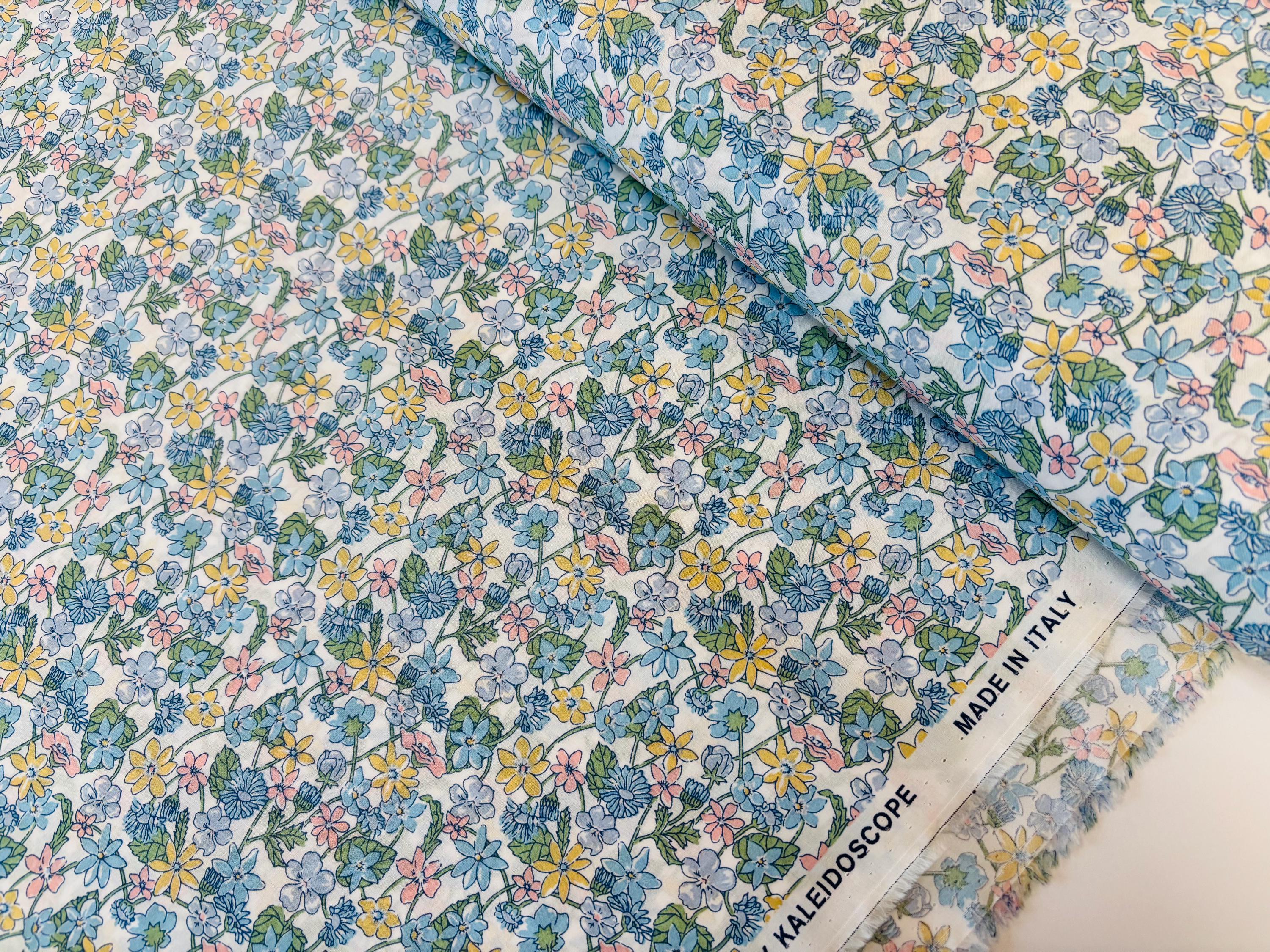 Liberty of London Tana Lawn™ Cotton | CARMELLA DAISY Blue - Etsy