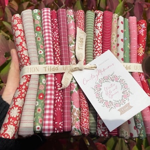 Tilda Creating Memories Winter | Fat Quarter Bundle / Half Yard Bundle | 16 Fabrics | TIL300209