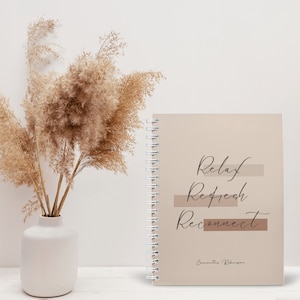 Student Study Planner 2025-2026 with Motivational Quote Design, Personalised A5 Spiral Notebook, Undated Weekly Organiser, Gift for Her