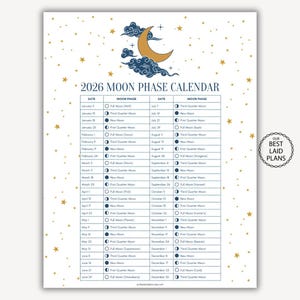 Op de afbeelding: Een 2026 Maanfasenkalender met een hemels ontwerp. De kalender bevat een gedetailleerde lijst van maanfasen voor elke datum, met een maansikkel en een wolkengrafiek bovenaan. Gouden sterren en tekst zijn verspreid over de witte achtergrond.