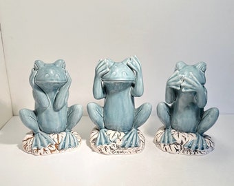 Set of 3 Ceramic Frog Figurines Banning Evil