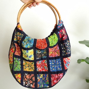 Vintage 70s Hippy Floral Patchwork Quilted Round Purse/Handbag