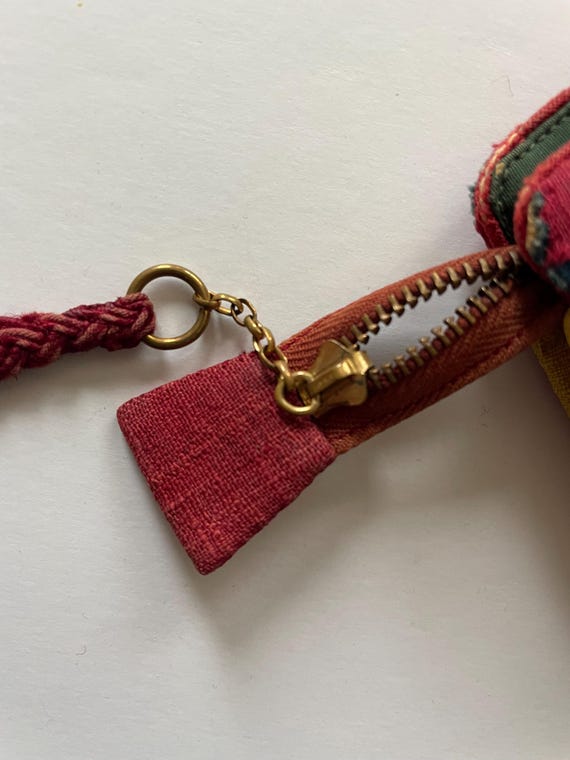 Vintage Embroidered Patchwork Textile Clutch Purs… - image 6