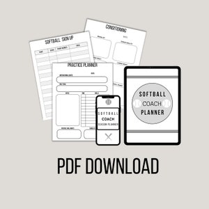 K&ouml;nnte beinhalten: Ein digitaler Download eines druckbaren Softball-Trainerplaners. Der Planer enth&auml;lt ein Anmeldeformular, einen Trainingsplaner und Konditionierungsseiten. Der Planer ist in Schwarzwei&szlig; gehalten und zeigt eine Softball-Grafik.