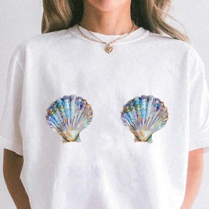 Camiseta con sujetador de concha, linda camiseta playera de sirena, estilo oceánico, camiseta gráfica de vacaciones de verano para mujer