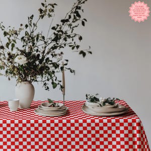 Red and White Checker Pattern Tablecloth, Farmhouse Style Table Decor, Ideal for Outdoor Picnics, Checkered Cloth