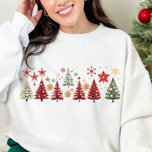 Christmas Tree Sweater, Christmas Sweater, Christmas Crewneck, Christmas Tree Sweatshirt, Holiday Sweaters for Women, Winter Sweatshirt